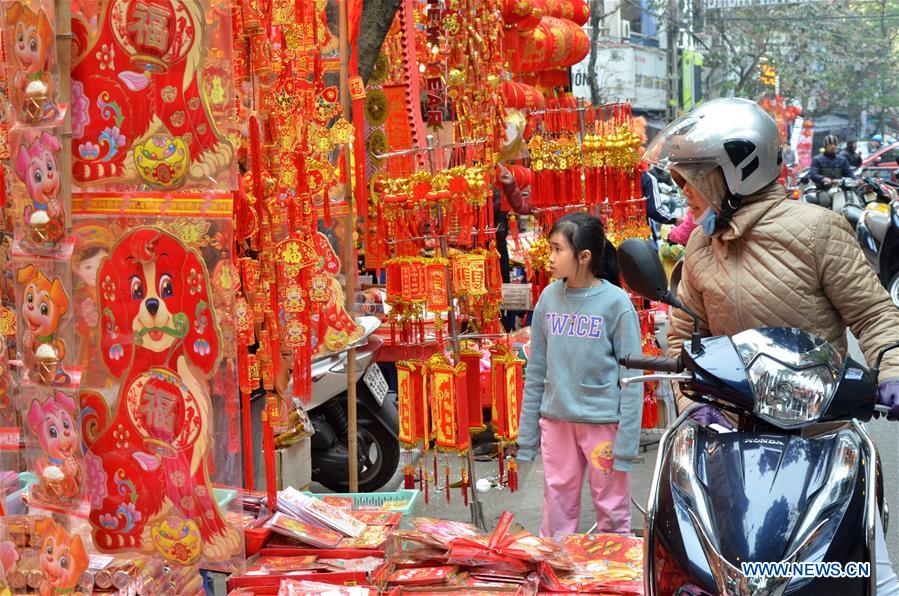 VIETNAM-HANOI-SPRING FESTIVAL-PREPARATIONS 