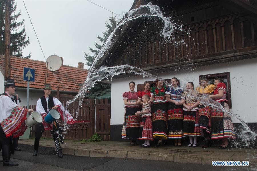 HUNGARY-MEZOKOVESD-EASTER-CELEBRATION