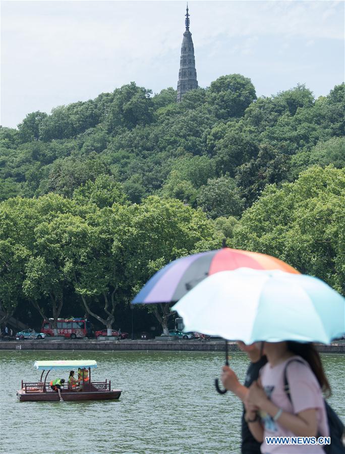 CHINA-HANGZHOU-HEAT WAVE (CN)