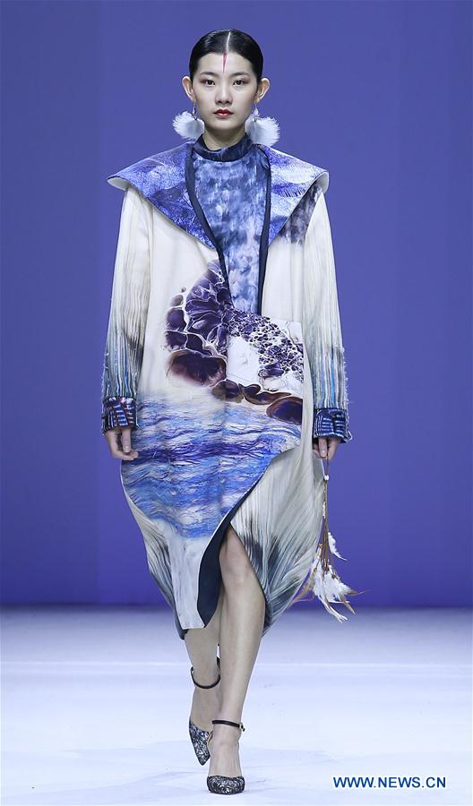 CHINA-BEIJING-GRADUATE FASHION WEEK (CN)