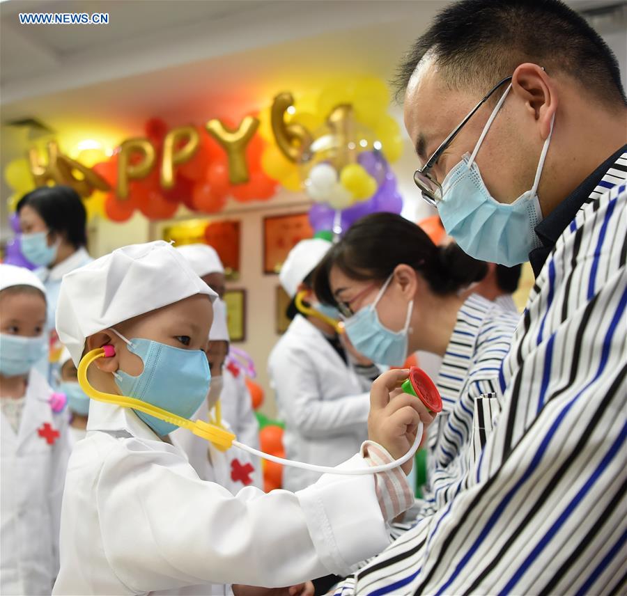 CHINA-CHONGQING-LEUKEMIA-ROLE PLAY (CN)