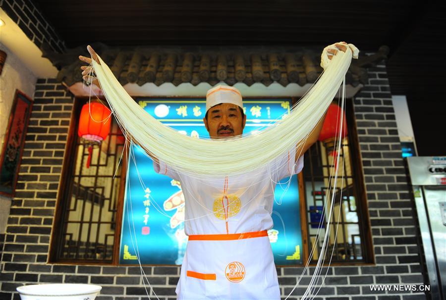 CHINA-SHANDONG-NOODLE MAKING (CN)