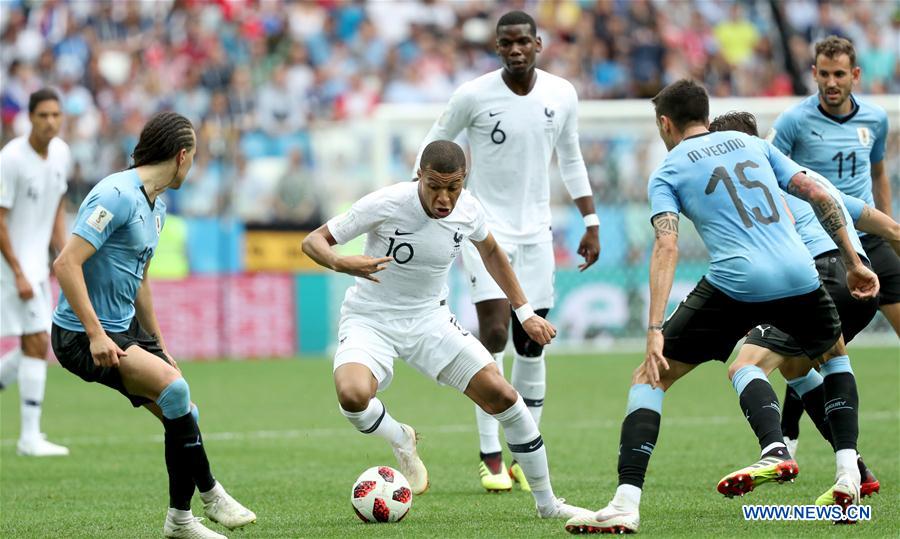 (SP)RUSSIA-NIZHNY NOVGOROD-2018 WORLD CUP-QUARTERFINAL-URUGUAY VS FRANCE