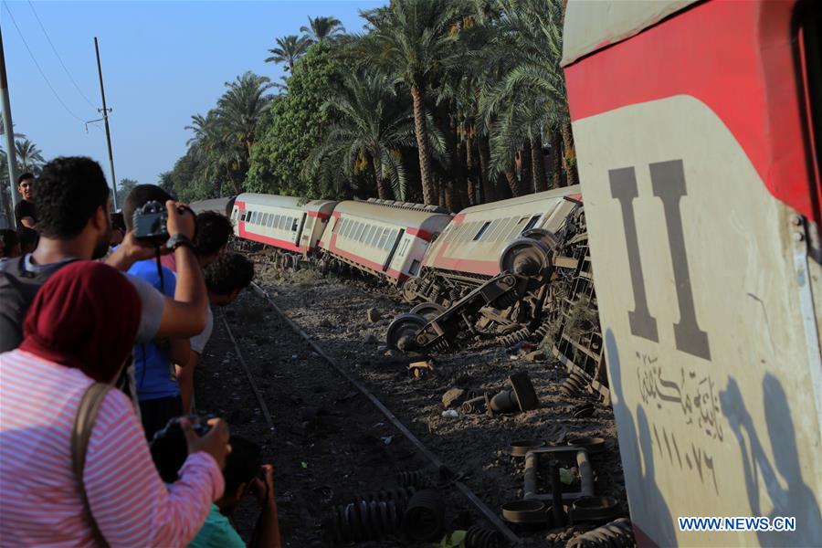 EGYPT-GIZA-TRAIN-DERAILMENT