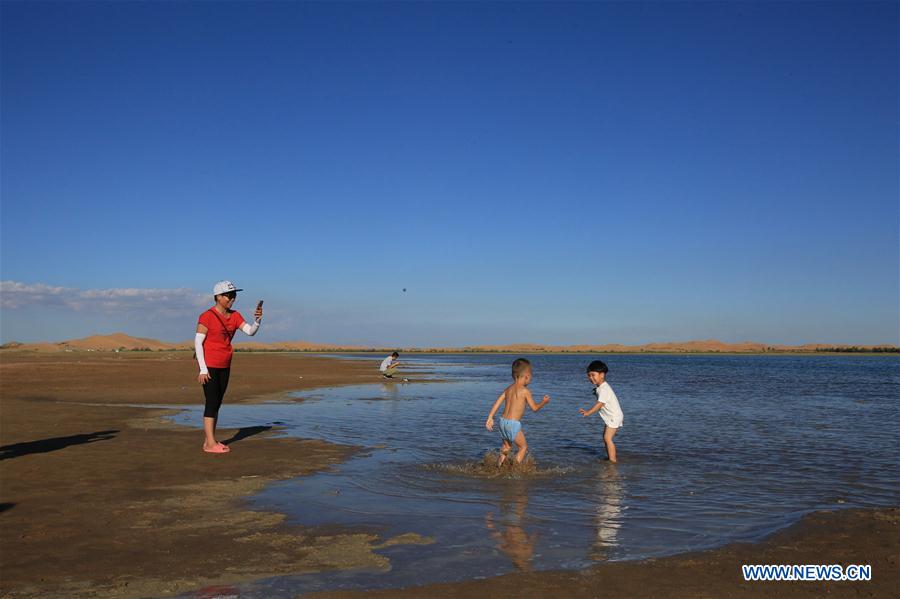 CHINA-INNER MONGOLIA-DESERT-TOURISM (CN)