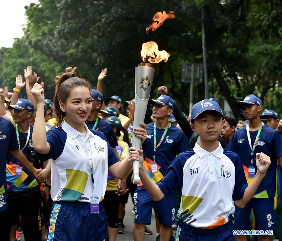 (SP)INDONESIA-JAKARTA-ASIAN GAMES-TORCH RELAY