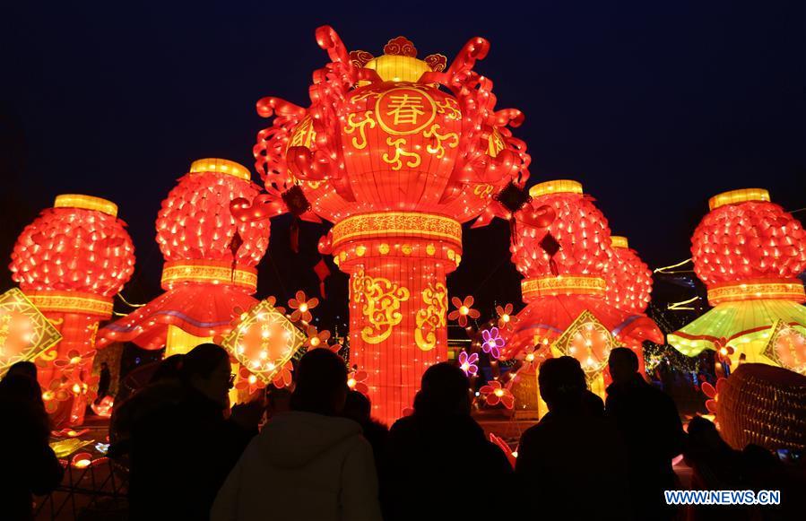 #CHINA-SPRING FESTIVAL-LANTERN (CN)