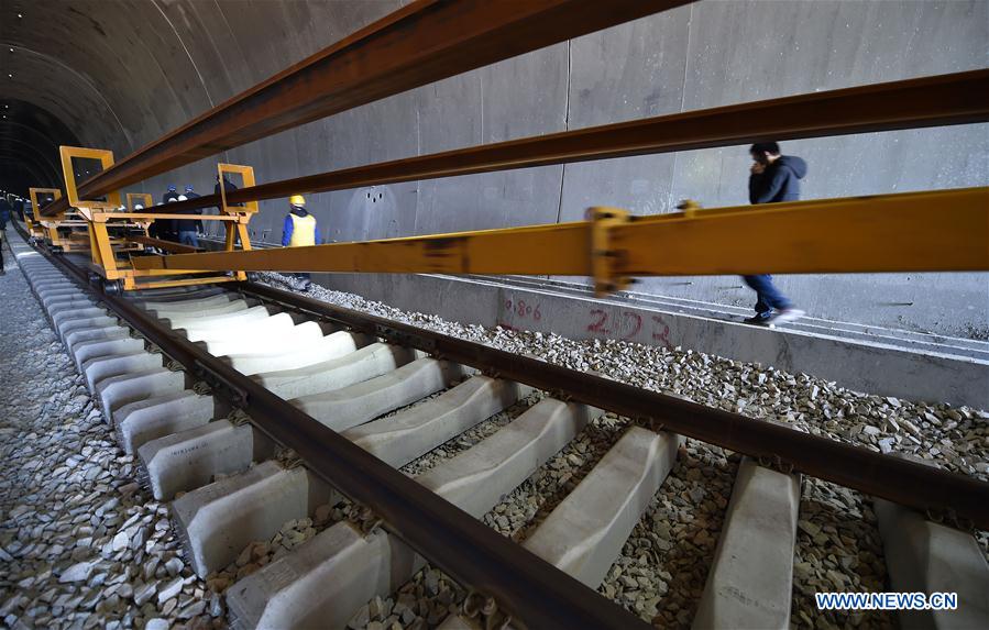 CHINA-LHASA-NYINGCHI RAILWAY-CONSTRUCTION (CN)