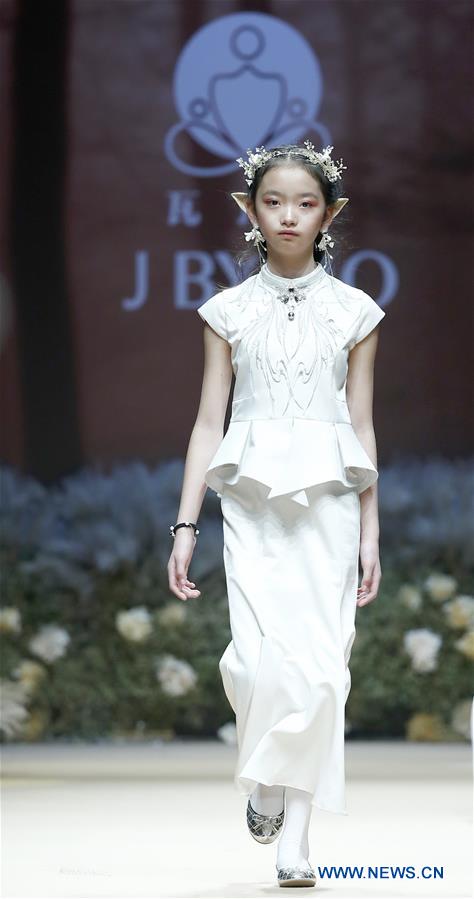 CHINA-BEIJING-FASHION WEEK-HAO JIA (CN)