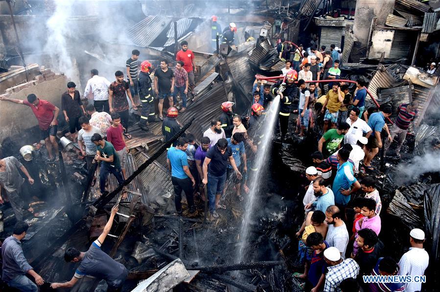 BANGLADESH-DHAKA-KITCHEN MARKET-FIRE