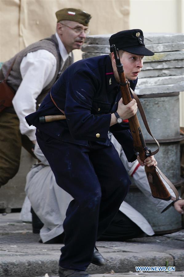 POLAND-WARSAW-RE-ENACTMENT-WARSAW UPRISING