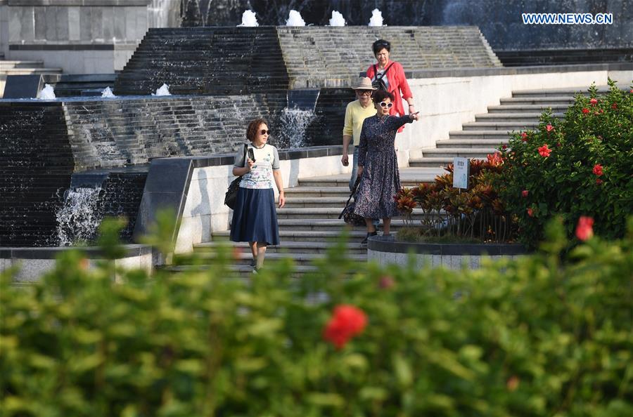 CHINA-GUANGXI-WINTER-FLOWERS(CN)