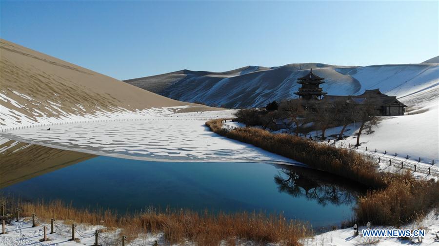 CHINA-GANSU-DUNHUANG-SNOW SCENERY (CN)