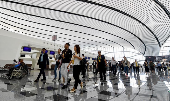 Journalists from home and abroad visit Beijing Daxing International Airport